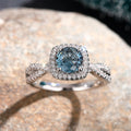 Simple Ring For Women With Inlaid Zircon, Fashion Light Luxury Engagement Jewelry Accessory view 2