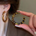 Hong Kong Style Vintage Leopard Print Resin Geometric Stud Earrings With Ring Line Design view 4
