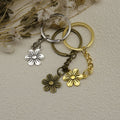 Metal Geometric Flower Keychain For Fashion Bag Charm Gift view 3