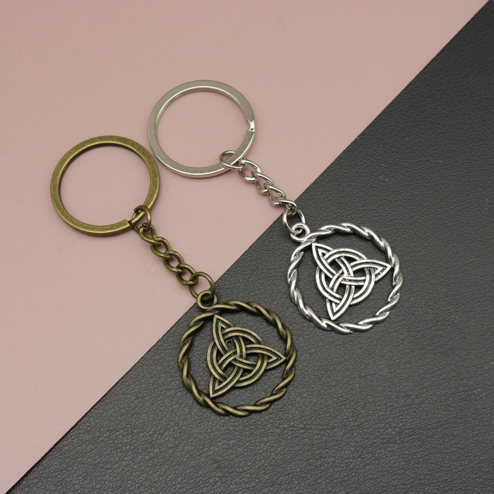 Zinc Alloy Celtic Knot Keychain Key Ring Gift – Antique Copper