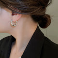 2026 New High-End Metal Double Hoop Ear Cuff Earrings For Women Minimalist Geometric Circle Design view 3