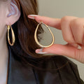 Minimalist Alloy Oval Hoop Earrings For Women Geometric Plain Circle Statement Jewelry view 3