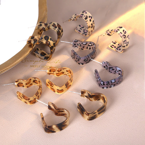Vintage Luxury Leopard Print Acrylic Heart Hoop Stud Earrings For Women Autumn Winter Fashion Earrings