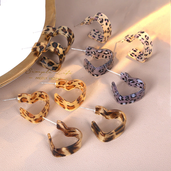 Vintage Luxury Leopard Print Acrylic Heart Hoop Stud Earrings For Women Autumn Winter Fashion Earrings