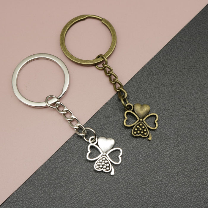 Zinc Alloy Four Leaf Clover Keychain Bag Charm Gift – Antique Copper