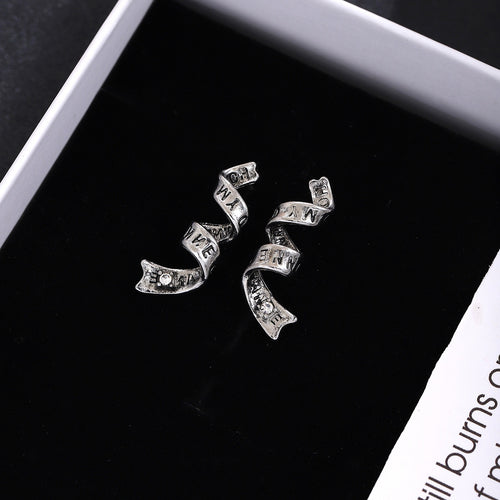 Vintage Rhinestone Letter Spiral Ribbon Studs For Women Luxury Alloy Silver Needle Fashion Earrings