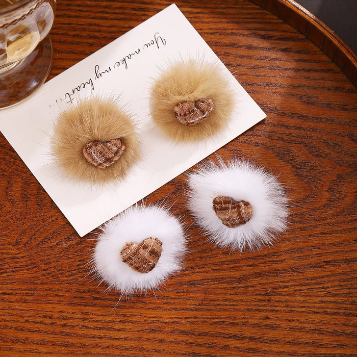 Autumn Winter Korean Plush Fur Ball Pom Pom Quilted Heart Alloy Cute Versatile Stud Earrings