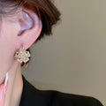 Light Luxury Alloy Flower Cat Eye Stone Double Sided Rhinestone Stud Earrings view 4