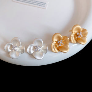 Light Luxury Copper Zircon Flower Stud Earrings For Women Minimalist Fashion Jewelry