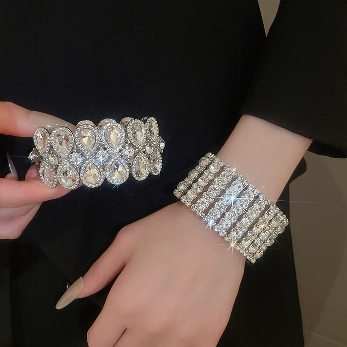 Alloy Rhinestone Geometric Stretch Bangle, Circular Minimalist Light Luxury Statement Bracelet