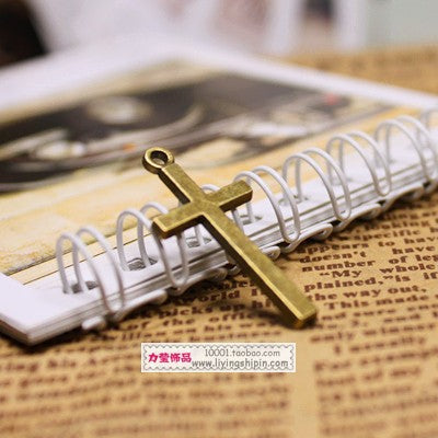 30x14mm Vintage Thin Alloy Cross Charm Pendant