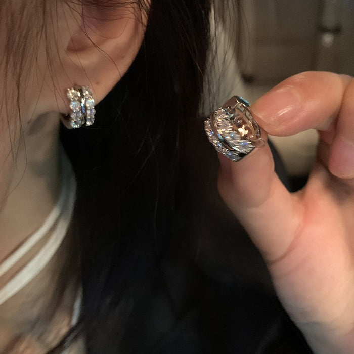 Light Luxury Gold Plated Copper Zircon Hollow Leaf Ear Cuff Earrings For Women