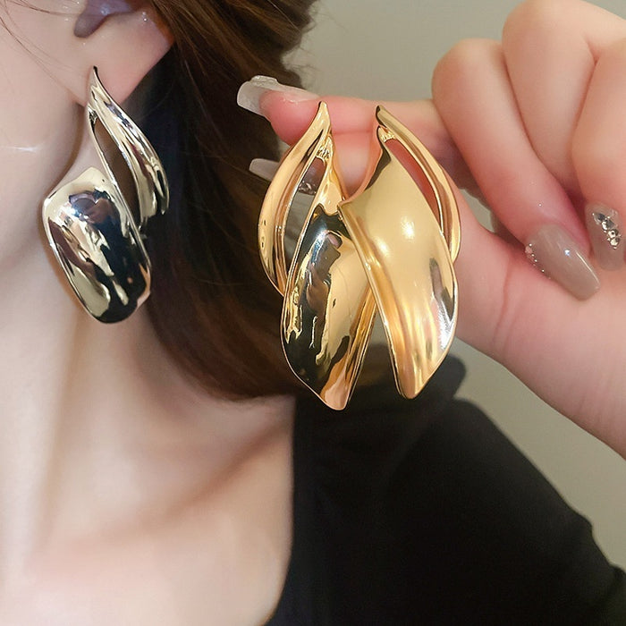 Irregular Geometric Metal Stud Earrings For Women, Chic Minimalist Light Luxury Fashion Jewelry