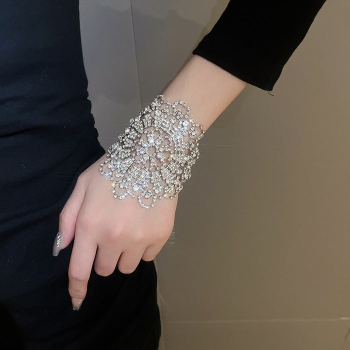 Sparkling Rhinestone Flower Copper Bangle Multi Wear Light Luxury Fashion Bracelet