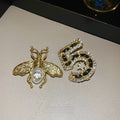 Vintage Bee Faux Pearl Alloy Brooch, Court Style Retro Light Luxury Animal Pin view 2