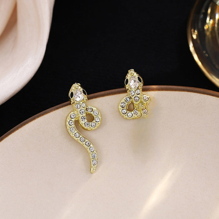 Elegant Gold Alloy Snake Shape Rhinestone Crystal Stud Earrings For Women Luxury Fashion Earrings