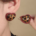 Vintage Leopard Print Heart Acrylic Stud Earrings For Women Maillard Red Rim Elegant Fashion Earrings view 1
