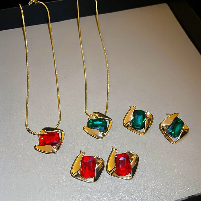 Stainless Steel Diamond Shaped Geometric Necklace And Earrings Jewelry Set Light Luxury Vintage Style
