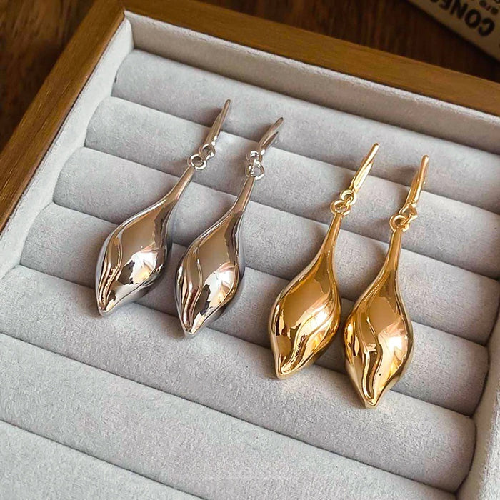 Chic Metal Waterdrop Stud Earrings For Women, Light Luxury Teardrop Design Jewelry
