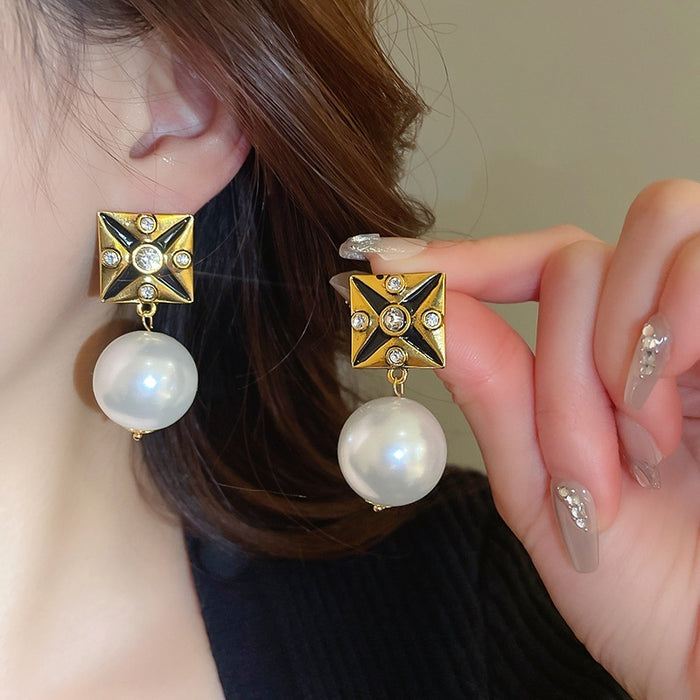 Vintage Geometric Square Faux Pearl Rhinestone Stud Earrings With Silver Needle Posts