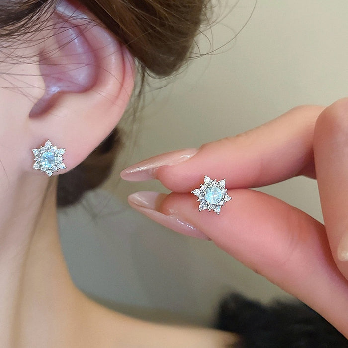 Copper Zircon Snowflake Stud Earrings Minimalist Light Luxury Geometric Fashion Jewelry