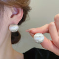 Light Luxury Alloy Stud Earrings With Rhinestone Star And Brushed Semicircle Geometric Design view 4