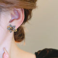 Vintage Gold Tone Copper Saturn Star Geometric Stud Earrings Light Luxury Niche Design view 3