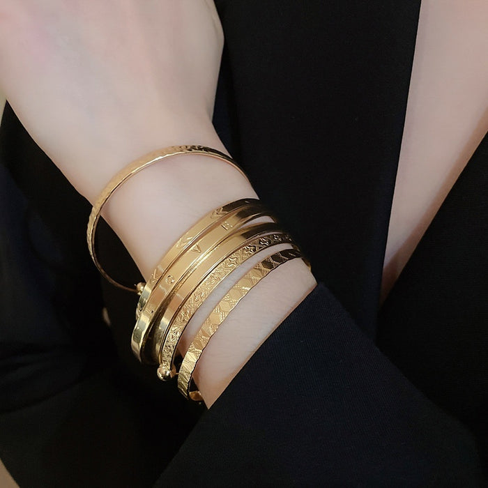 Light Luxury Metal Round Bangle Minimalist European American Fashion Bracelet