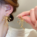 Real Gold Plated Metal Flower Stud Earrings With Silver Posts, Minimalist Style Jewelry view 4
