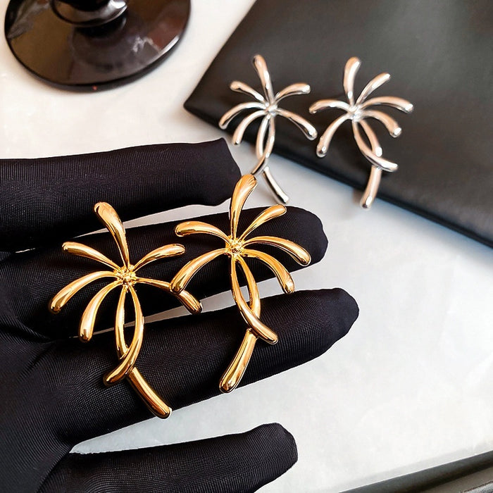 Real Gold Plated Metal Flower Stud Earrings With Silver Posts, Minimalist Style Jewelry