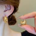 Gold Plated Metal U Shaped Ear Cuff Earrings Minimalist Round Design Light Luxury Fashion Jewelry view 4