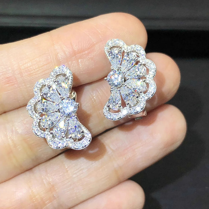 Gentle Petal Teardrop Flower Stud Earrings For Women Elegant Feminine Fashion Ear Jewelry