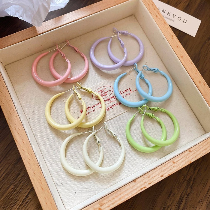 Smooth Round Metal Hoop Earrings With Silver Needle Posts Dopamine Early Spring Minimalist Style