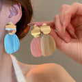 2026 Chic Irregular Oval Resin Stud Earrings For Women Minimalist Geometric Fashion Jewelry view 2