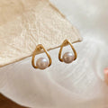 French Vintage Teardrop Faux Pearl Stud Earrings For Women, Elegant Light Luxury Ear Jewelry view 3
