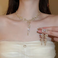 Light Luxury Alloy Rhinestone Leaf Wheat Tassel Necklace Earrings Jewelry Set view 4