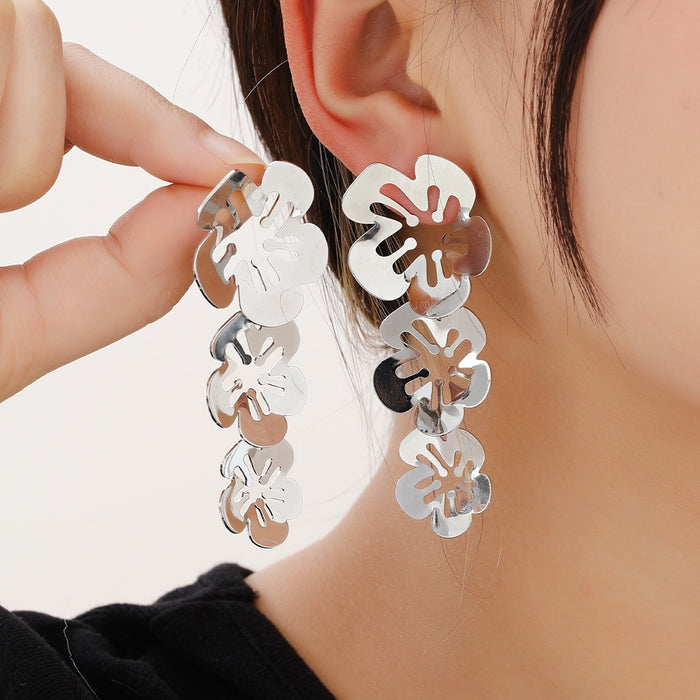 Minimalist Silver Alloy Hollow Flower Statement Dangle Drop Earrings for Women Creative Elegant Earrings