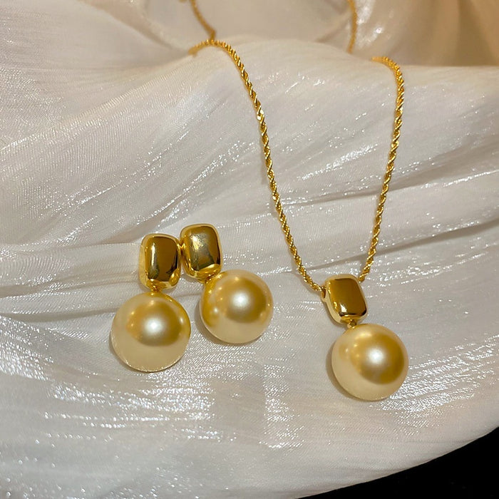 18K Gold Plated Champagne Faux Pearl Stud Earrings And Necklace Jewelry Set For Women