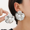 Elegant Silver Alloy 3D Flower Pearl Statement Stud Earrings For Women Fashion Metal Petal Earrings view 1
