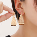 Elegant Luxury Alloy Textured Curled Leaf Drop Earrings For Women Minimalist Metal Statement Earrings view 2