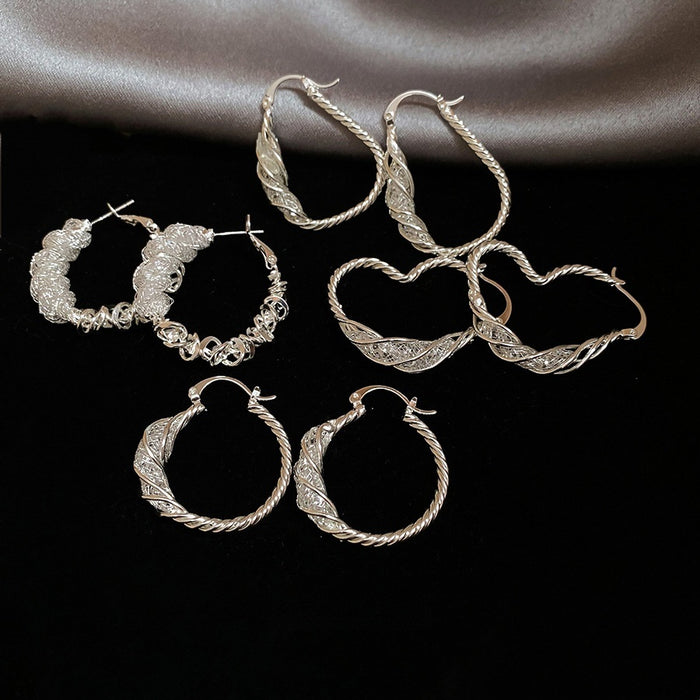 Minimalist Silver Tone Mesh Round Copper Ear Cuff Earrings For Women Light Luxury Jewelry