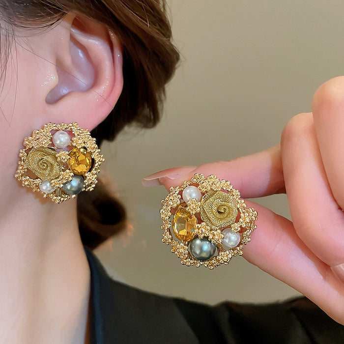 Vintage Light Luxury Alloy Flower Pearl Stud Earrings With Rhinestone Silver Needle For Women
