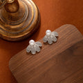 Elegant Brushed Alloy Pearl Flower Petal Studs New Chinese Style Minimal Versatile Women's Earrings view 3