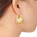 Elegant Shell Ear Cuffs For Women, Fresh Beach Vacation Fashion Ear Jewelry Accessories Earrings view 3