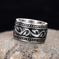 Vintage Textured Stainless Steel Ring For Men And Women, Retro Fashion Unisex Finger Jewelry view 3