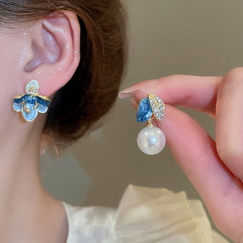 French Vintage Floral Faux Pearl Stud Earrings With Rhinestone Enamel Flower Light Luxury Style