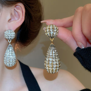 Chic Alloy Rhinestone Striped Oval Teardrop Stud Earrings, Vintage Statement Style