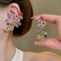 18K Gold Plated Copper Floral Clip-on Earrings Light Luxury Fashion Flower Ear Jewelry view 1