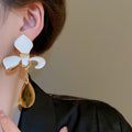 Light Luxury Alloy Oil Drip Flower Teardrop Tassel Drop Earrings For Women view 3