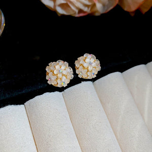 18K Real Gold Plated Alloy Flower Stud Earrings With Silver Pins, Light Luxury Sweet Fashion Jewelry